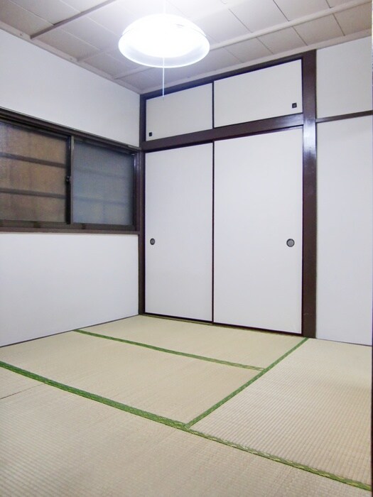 東南荘の物件内観写真