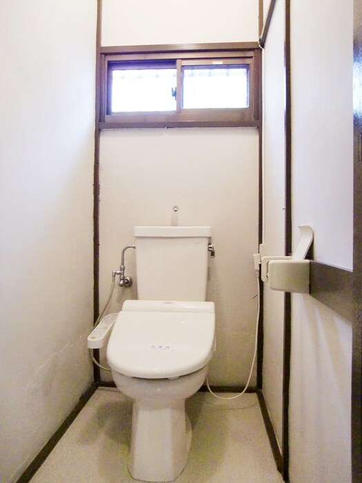 東南荘の物件内観写真