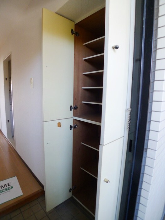 スリーゼヒルの物件内観写真