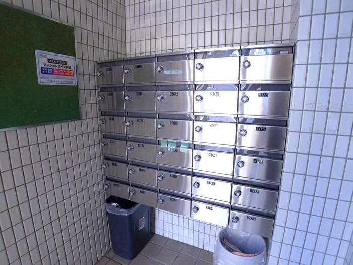 コスモピアビルの物件外観写真