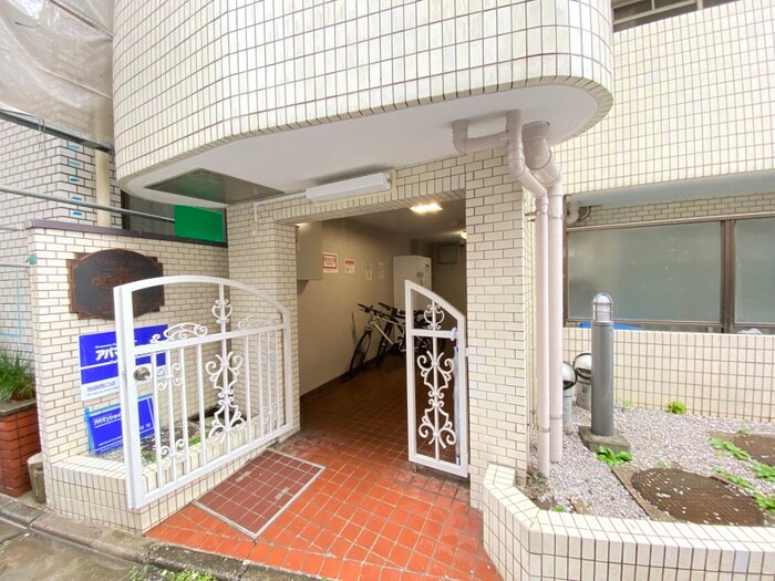 メゾン･ド･ペルシュの物件外観写真