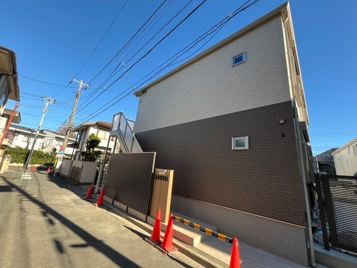 ウイングの物件外観写真