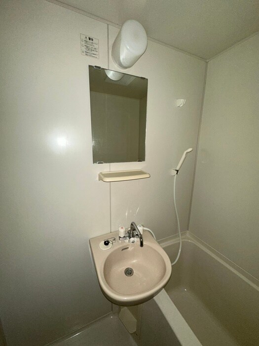 ファミ－ル鈴木の物件内観写真