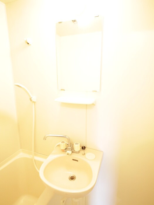 ファミ－ル鈴木の物件内観写真