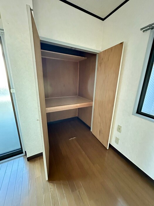 ファミ－ル鈴木の物件内観写真