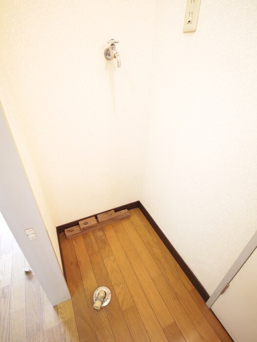 ファミ－ル鈴木の物件内観写真