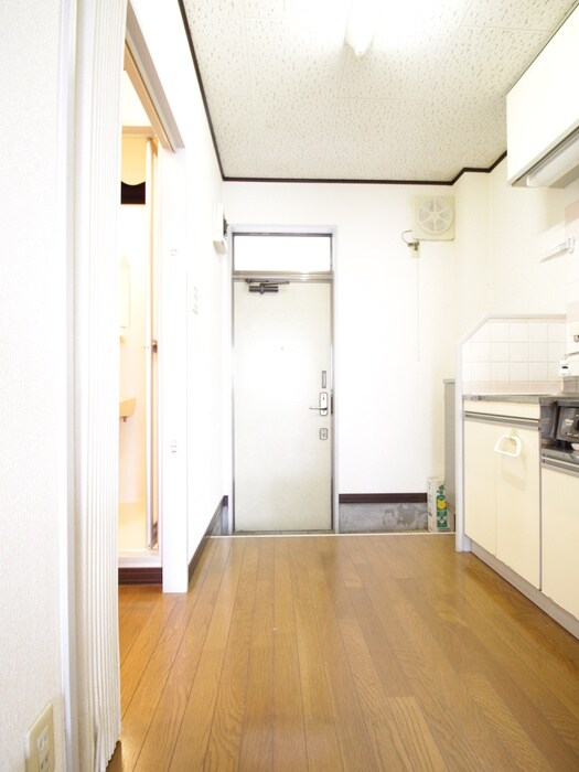 ファミ－ル鈴木の物件内観写真