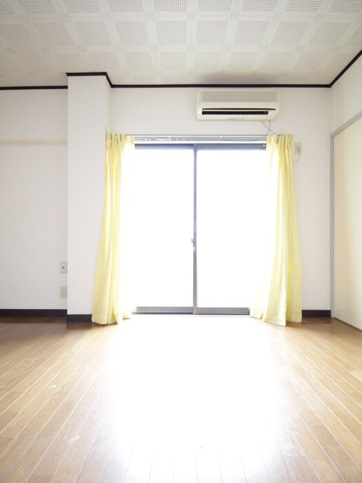 ファミ－ル鈴木の物件内観写真