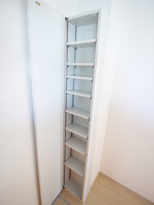 ファミ－ル鈴木の物件内観写真