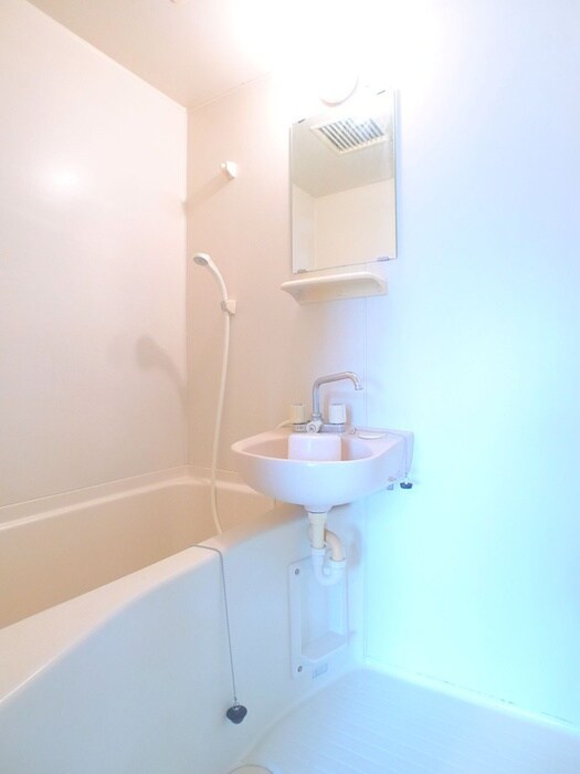 ローズガーデン矢切の物件内観写真