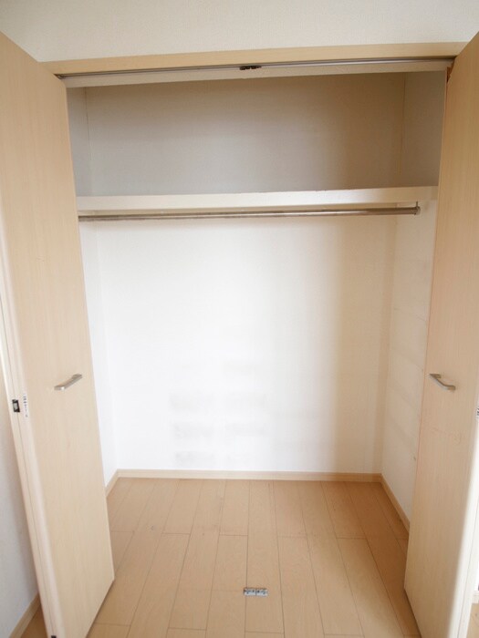 エレガンテ・カ－サの物件内観写真