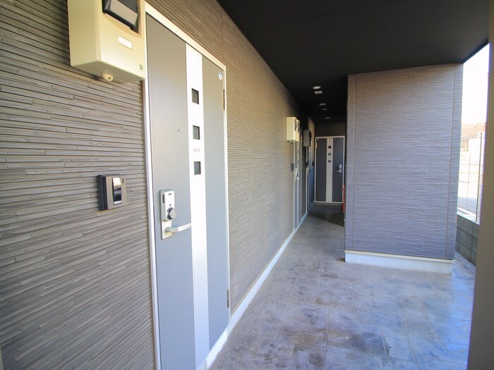 BestStageLuminous鶴瀬の物件外観写真