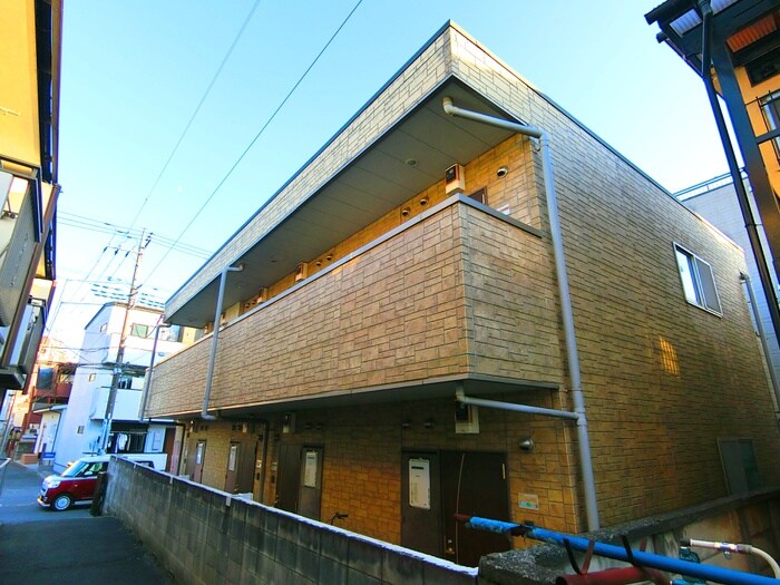 クレスト所沢の物件外観写真