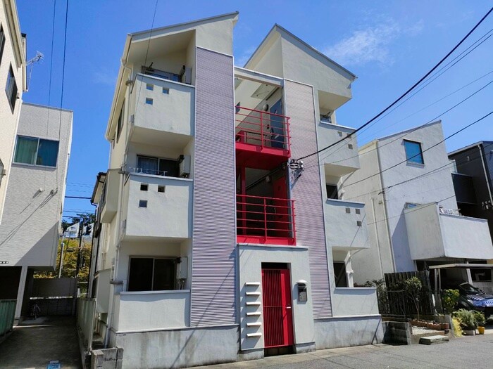 ソリッド東白楽の物件外観写真