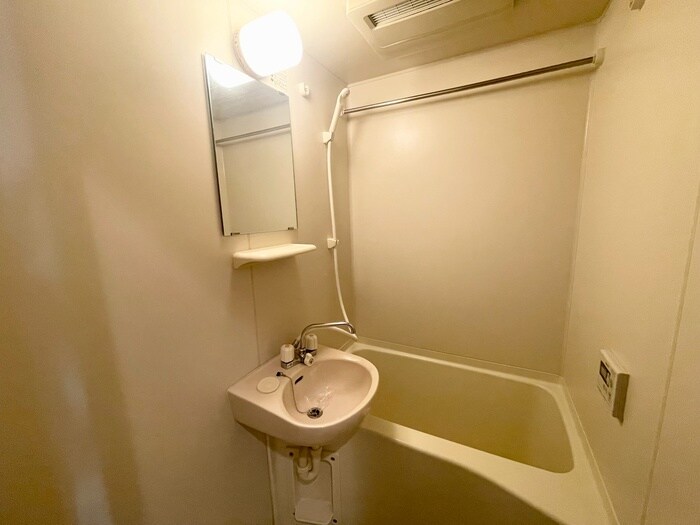 ソリッド東白楽の物件内観写真