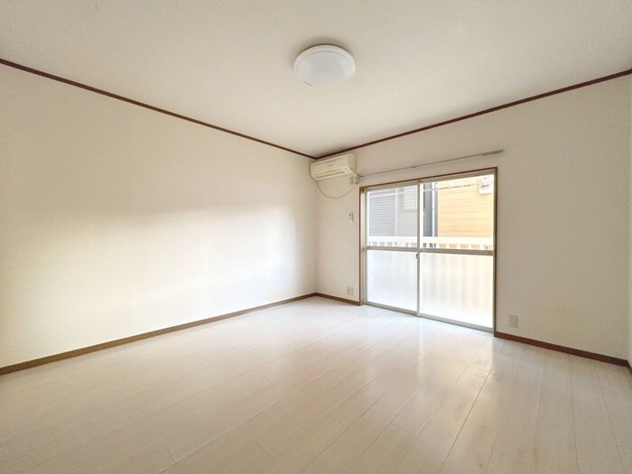 ライブゆうなみの物件内観写真