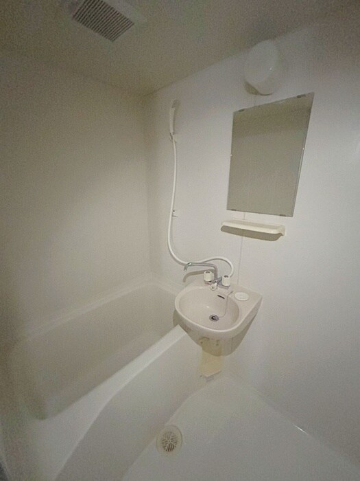 ライブゆうなみの物件内観写真