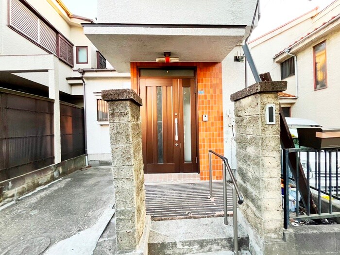 瀬谷区阿久和南1丁目戸建の物件外観写真