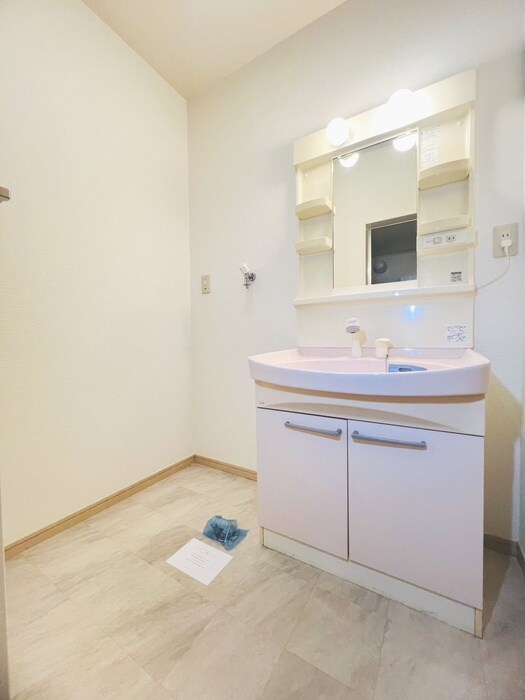 ブル－ラグ－ンの物件内観写真