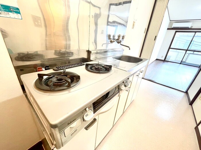 ザ・ゴ－ルデンラビットの物件内観写真