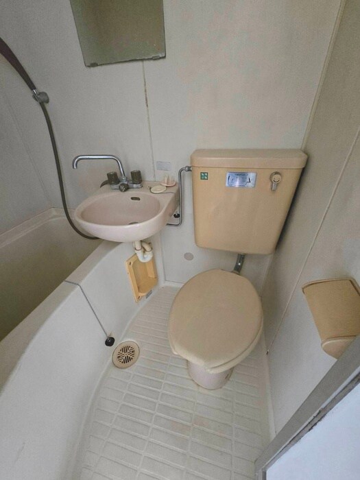 エステ－トロイヤルの物件内観写真