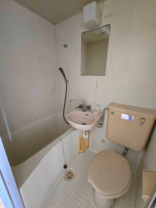 エステ－トロイヤルの物件内観写真