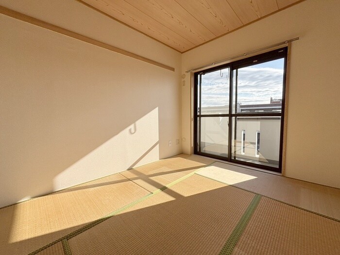 ヴェルヌーブの物件内観写真