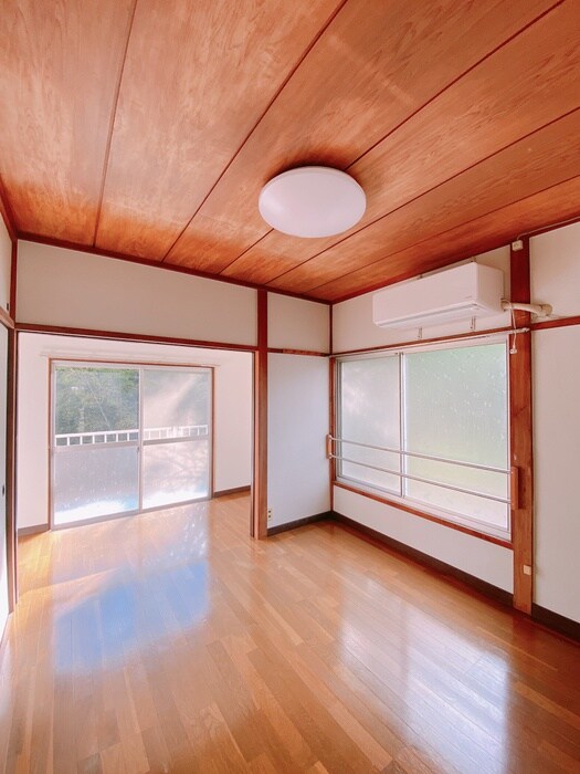 パインクレストの物件内観写真