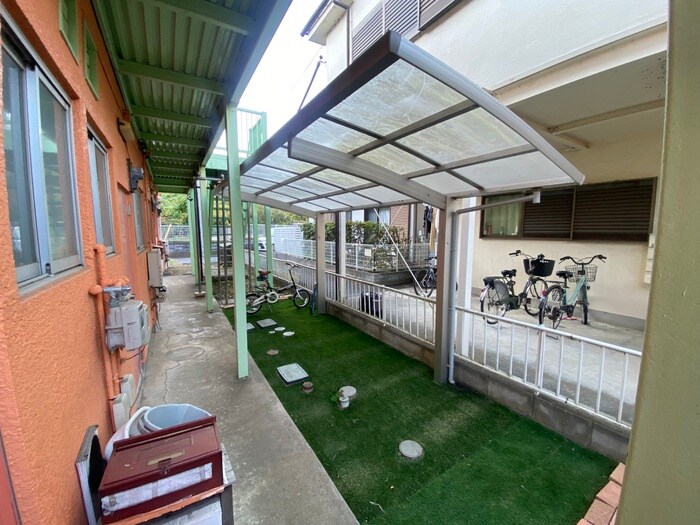 パインクレストの物件外観写真