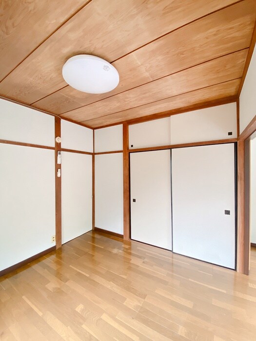 パインクレストの物件内観写真