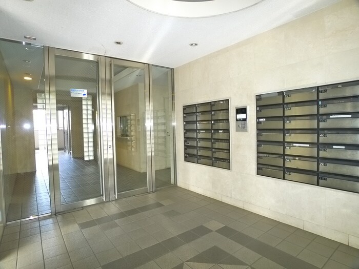 コーストヴィラ葛西臨海公園の物件外観写真