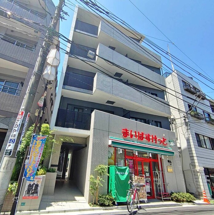 グラススペースの物件外観写真