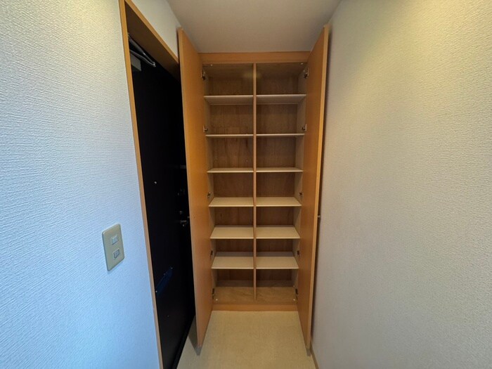 ＬＹＮＸ日本橋本町の物件内観写真