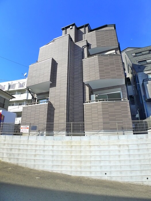 ウィン東中山の物件外観写真