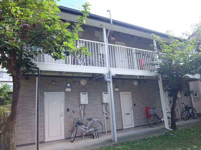 小崎アパ－ト５号棟の物件外観写真