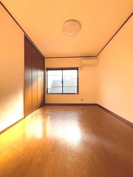 小崎アパ－ト５号棟の物件内観写真