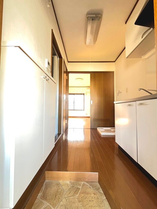 小崎アパ－ト５号棟の物件内観写真