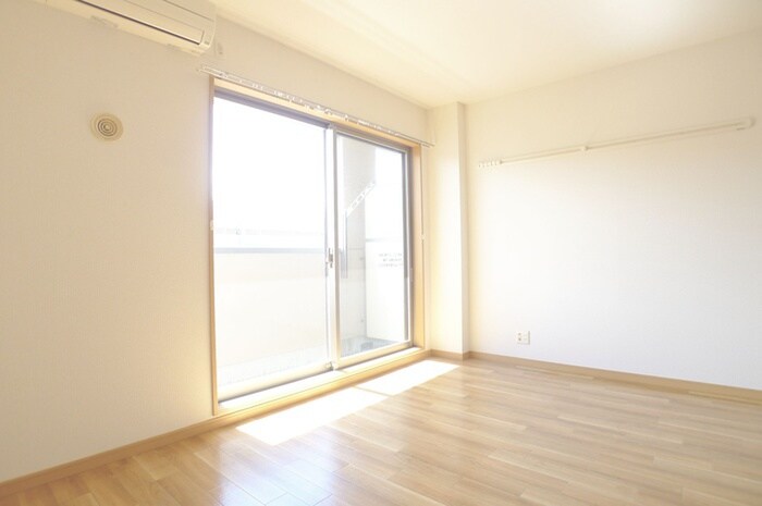 ティアラ緑が丘Ⅱの物件内観写真