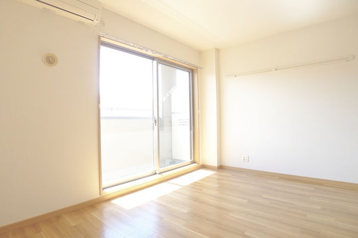 ティアラ緑が丘Ⅱの物件内観写真