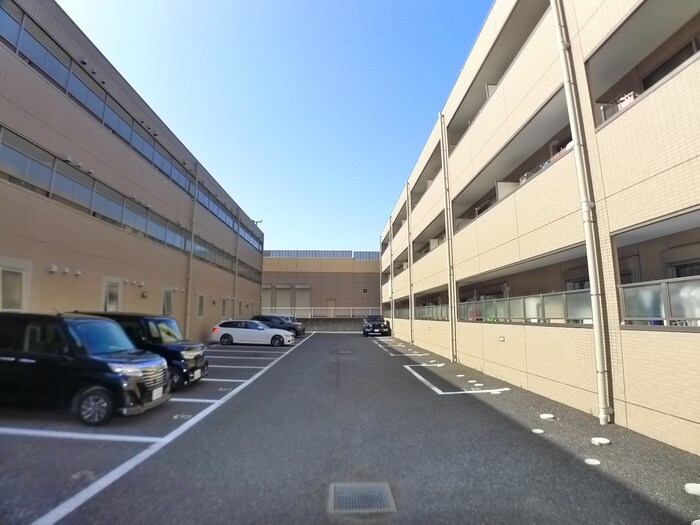 ティアラ緑が丘Ⅱの物件外観写真