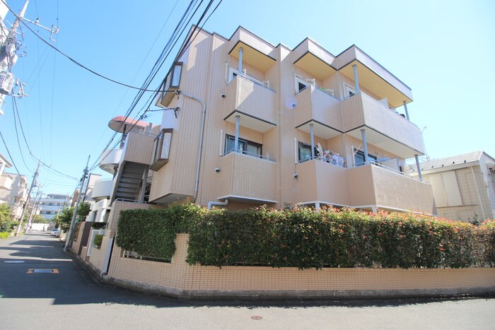 コワン・ド・カルキスの物件外観写真