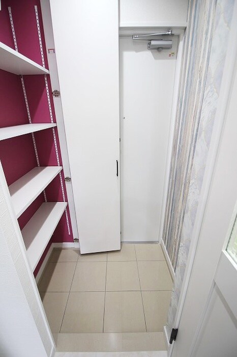 コワン・ド・カルキスの物件内観写真