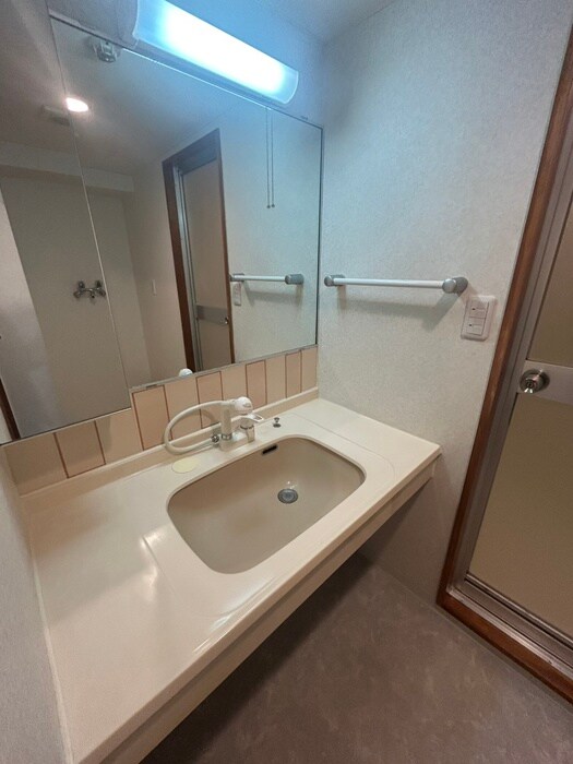 ロイヤルマリ－ンハイムの物件内観写真