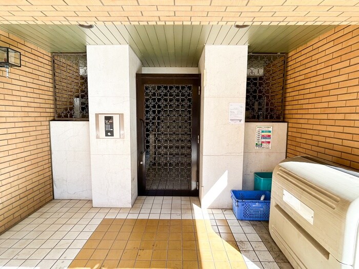 ビューラー３１６の物件外観写真