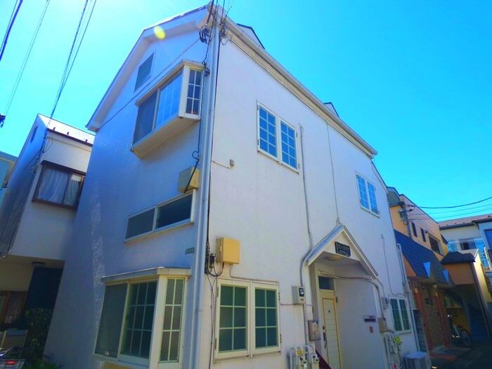 サンミマツの物件外観写真