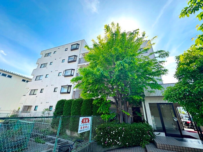 シャイン浦和第１の物件外観写真