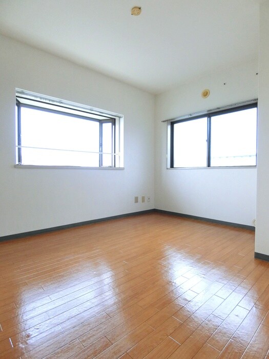 コーラルスターガーデンの物件内観写真