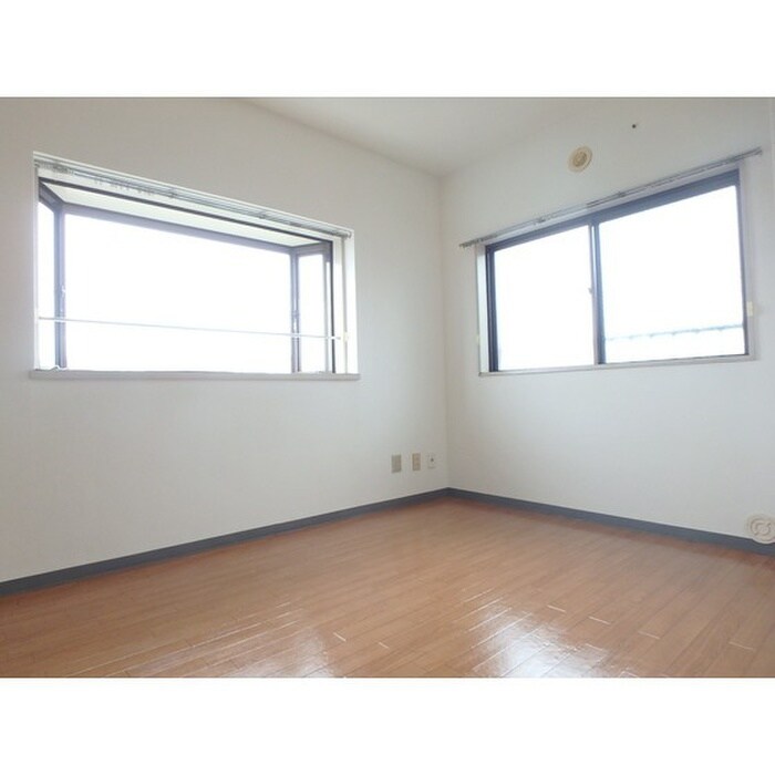 コーラルスターガーデンの物件内観写真