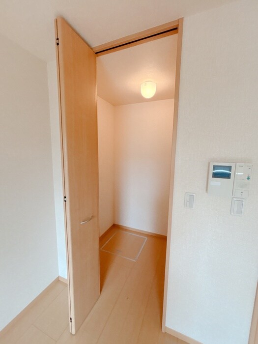 リヴェ－ル石田の物件内観写真