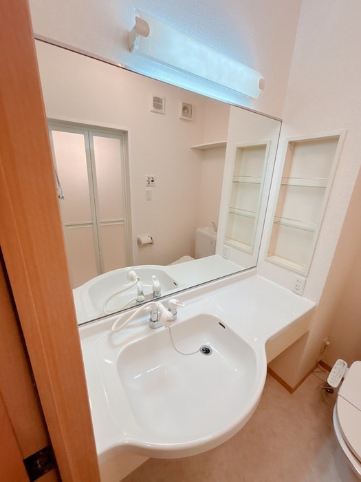 リヴェ－ル石田の物件内観写真